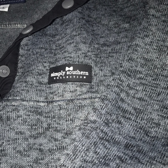 Gray/black pullover - Picture 3 of 4